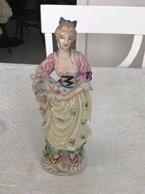 Japna Porcelain Figurine in Pastel Pink, Cream, Blue